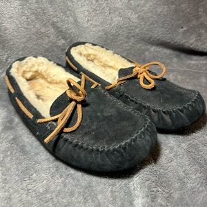 UGG Moccasins Black and Tan EUC